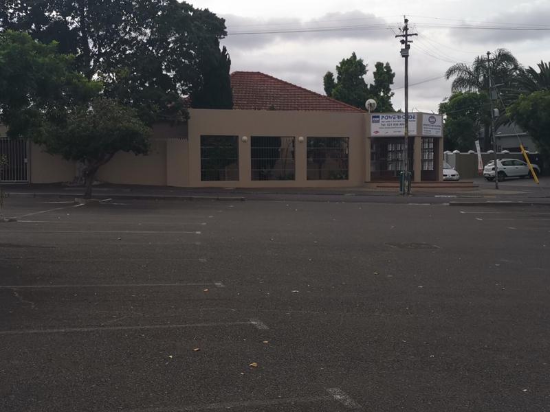 To Let commercial Property for Rent in Parow Western Cape